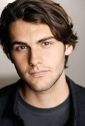 actor Henry Lynch large photo