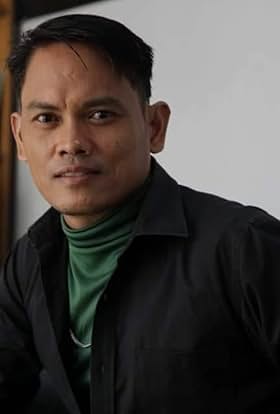 actor Michael Sison large photo