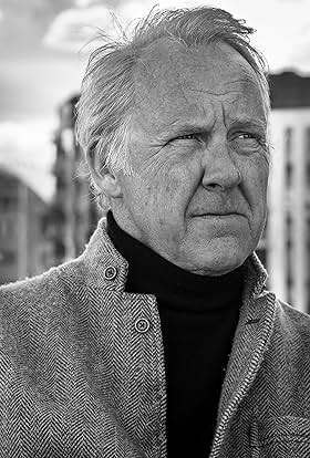 actor Petter Skavlan large photo