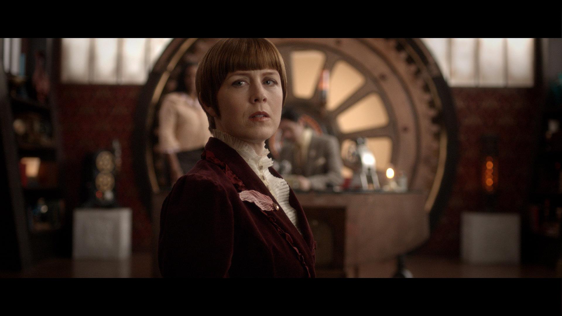 actor Lindsay Frame large photo