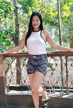 actor Valentina Pinca large photo