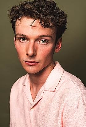 actor Ben Ferrell large photo