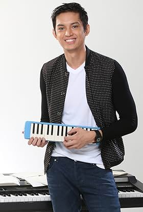 actor Chris Valera large photo