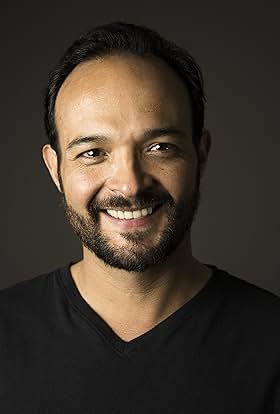 actor Andrés De León large photo