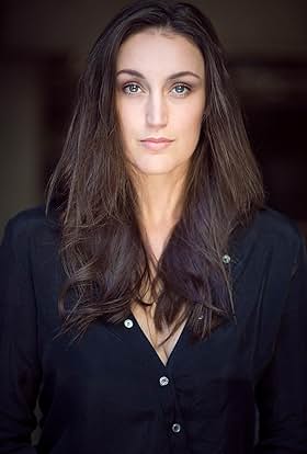 actor Shannon Ryan large photo