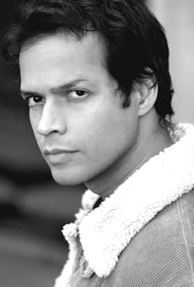 actor Robert Fontaine large photo