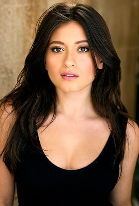 actor Alexandra Sophia Ruiz large photo