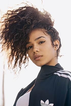 actor Lizet Upia large photo