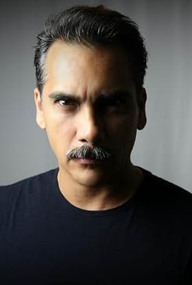 actor Raúl Arrieta large photo