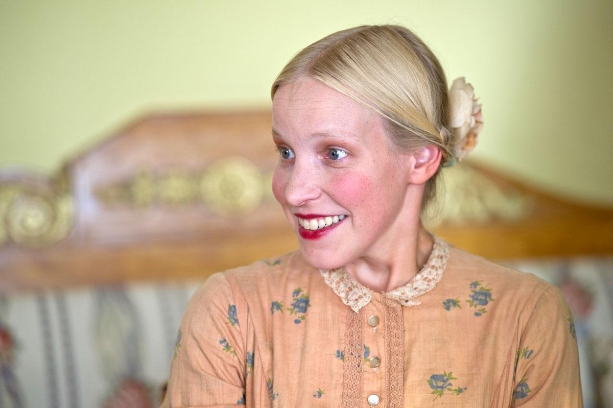 actor Mariya Shalayeva large photo