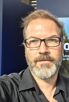 actor Robert Gajic large photo