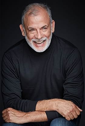 actor Ricardo Burgos large photo