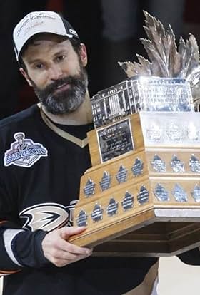 actor Scott Niedermayer large photo