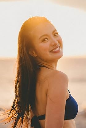 actor Aya Fernandez large photo