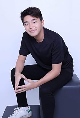 actor Sean Guyamin large photo