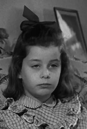 actor Suzanne Dewey large photo