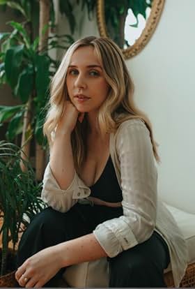 actor Brittany Drays large photo