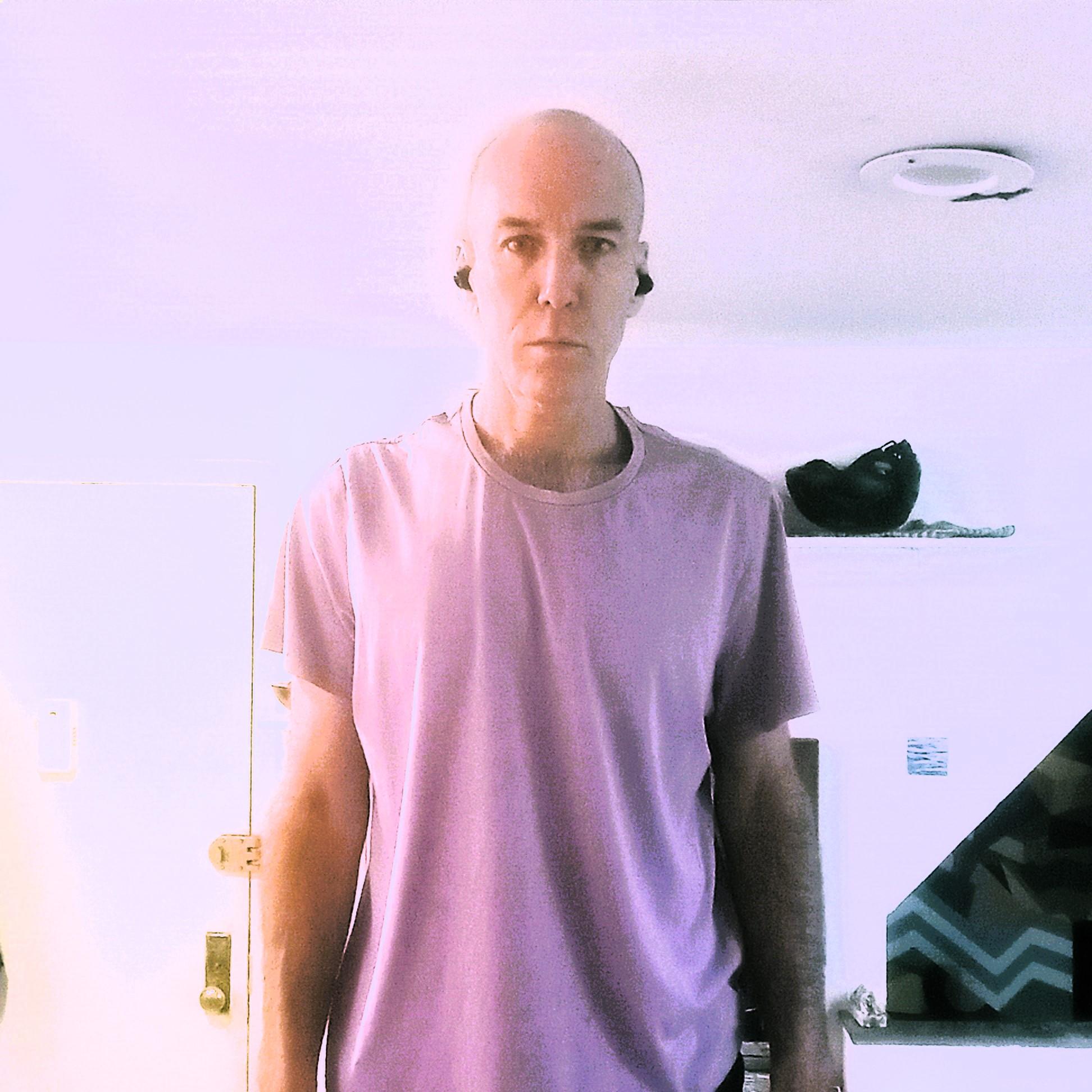 actor Sean Edward Lewis large photo