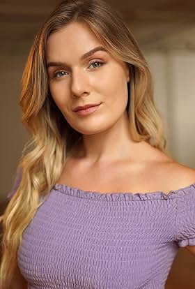 actor Adriana Milbrath large photo