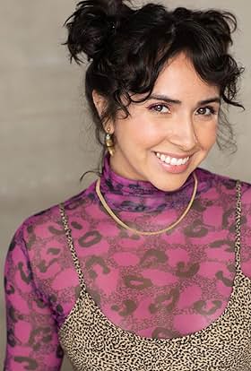 actor Allison Beteta large photo