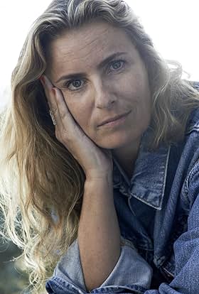 actor Lisa Azuelos large photo