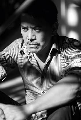 actor Brillante Mendoza large photo