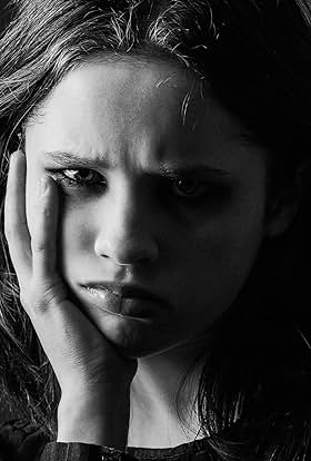 actor Georgia Acken large photo