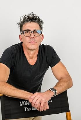 actor Monty Miranda large photo