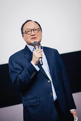 actor Roger Garcia large photo