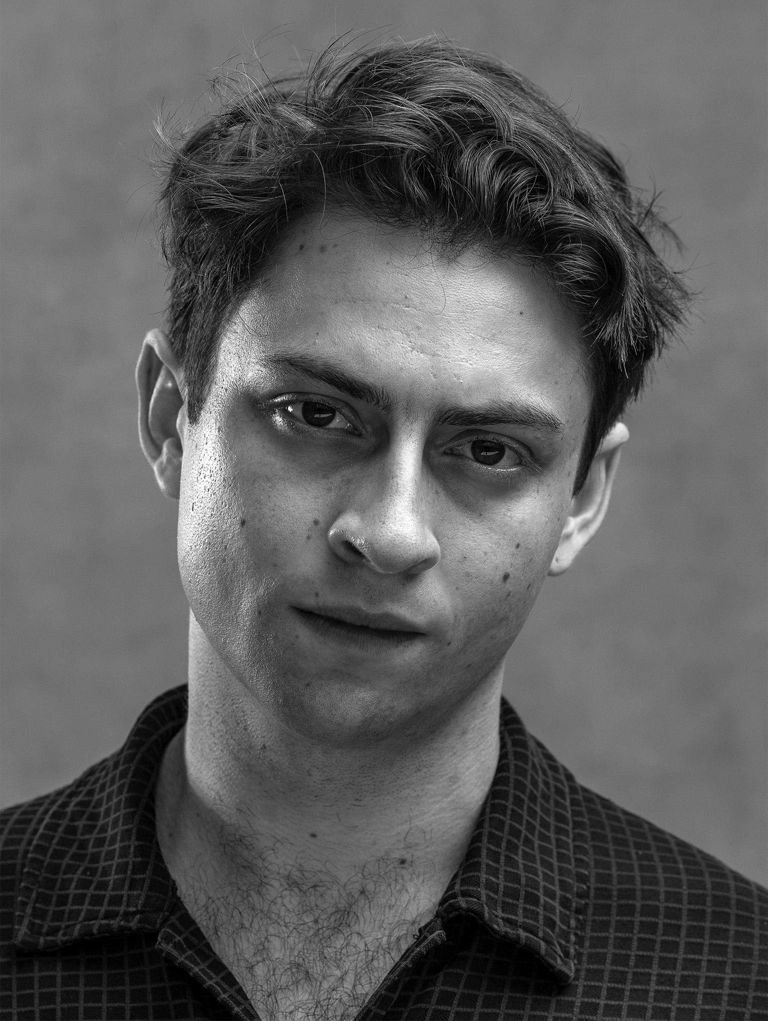 actor Gideon Berger large photo