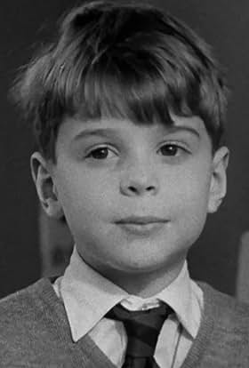 actor Neil Hughes large photo