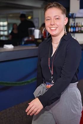 actor Sarah Ball large photo