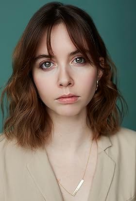 actor Lydia Cain large photo