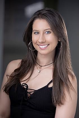 Lindsey Raelle