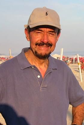 actor Gustavo Nieto Roa large photo