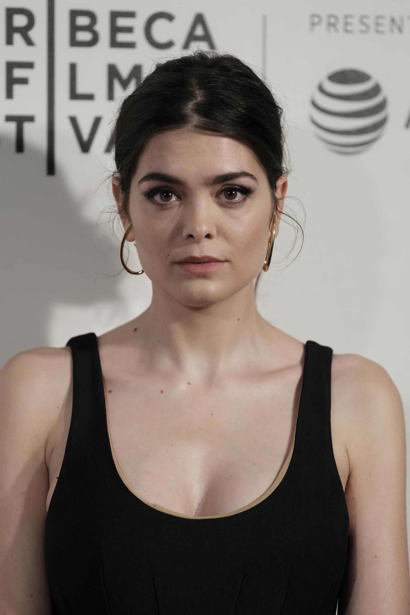 actor Samantha Colley large photo