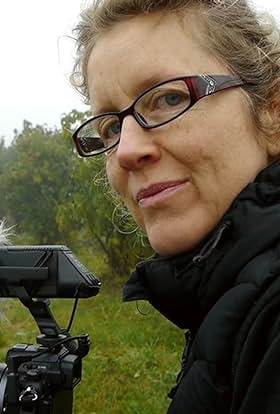 actor Lucia Small large photo