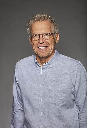 actor Carlton Cuse large photo