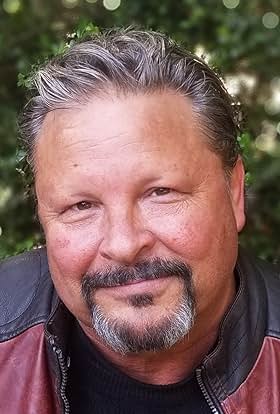 actor Larry Kastner large photo