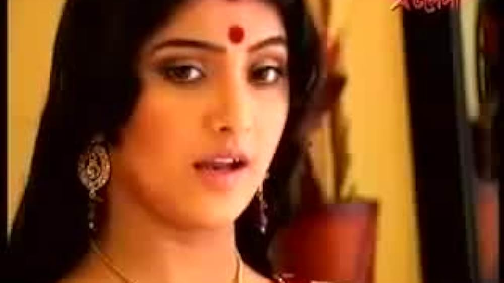 actor Lily Chakraborty large photo