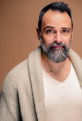 actor Sean McIntyre large photo