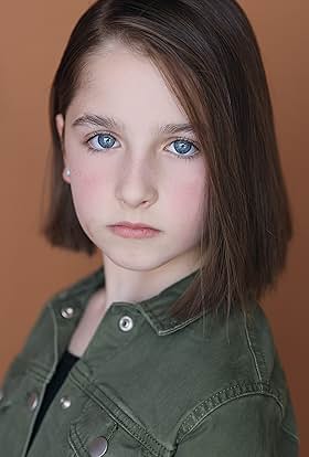 actor Skylar Grace large photo