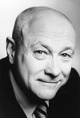 actor Jim Hooper large photo