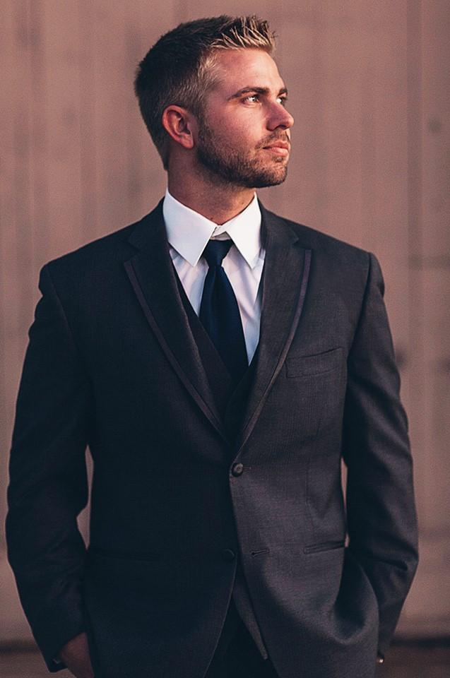 actor Matt Thompson large photo