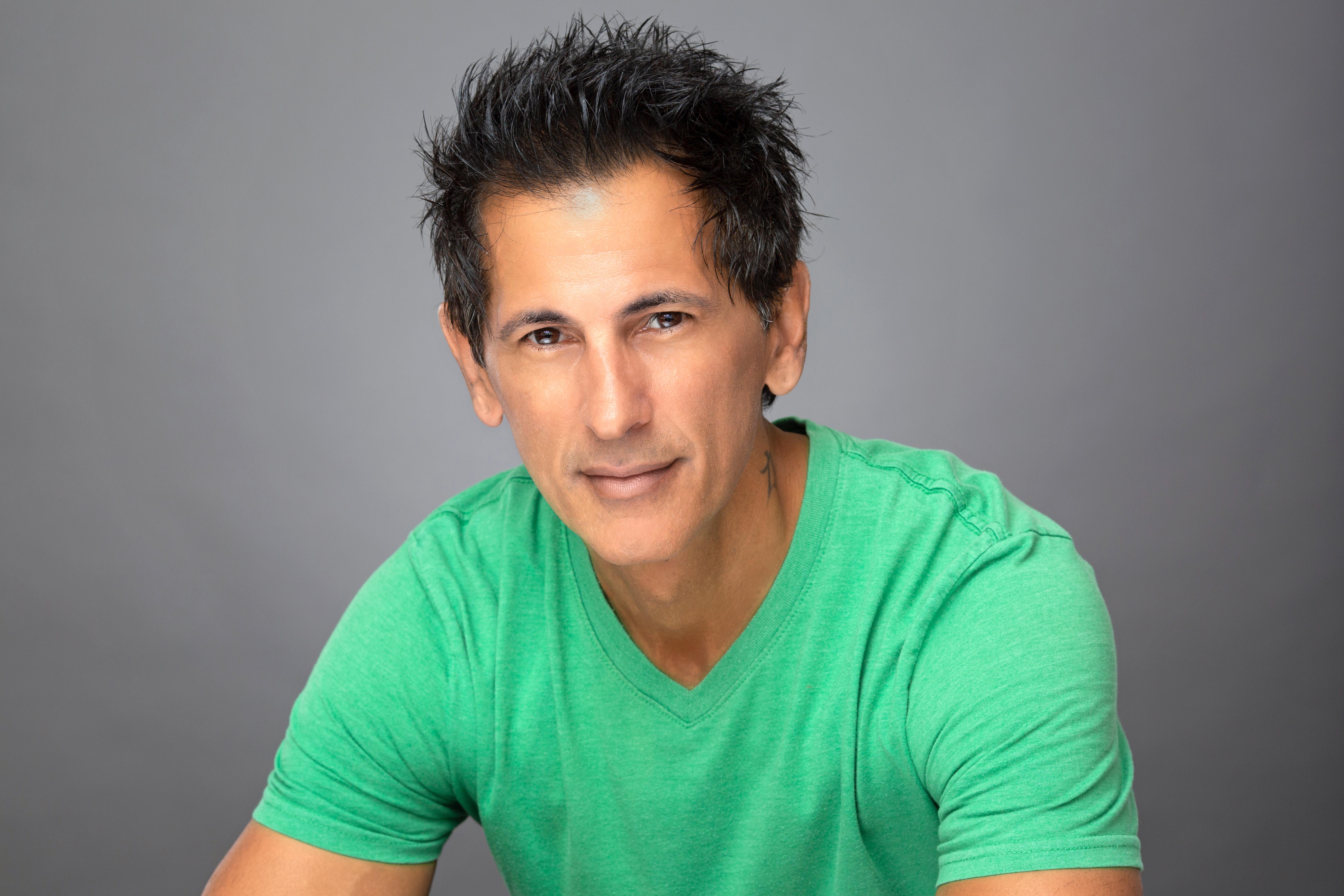 actor Bobby Kerecz large photo