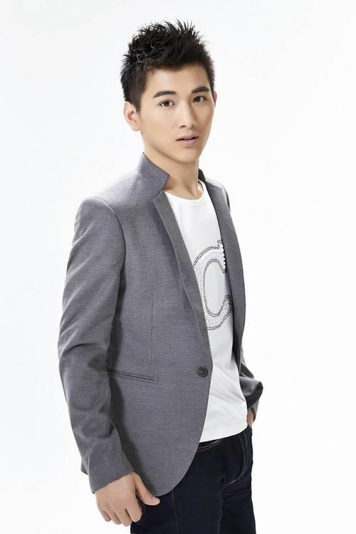 actor Wenjie Wang large photo