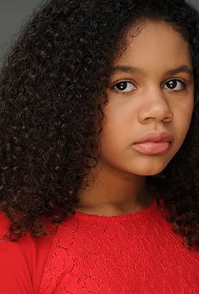 actor Isabella Gibbons large photo