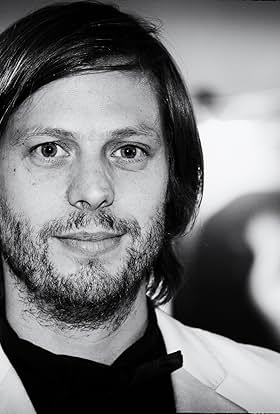 actor Felix van Groeningen large photo