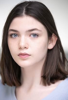 actor Phoebe Farnham large photo