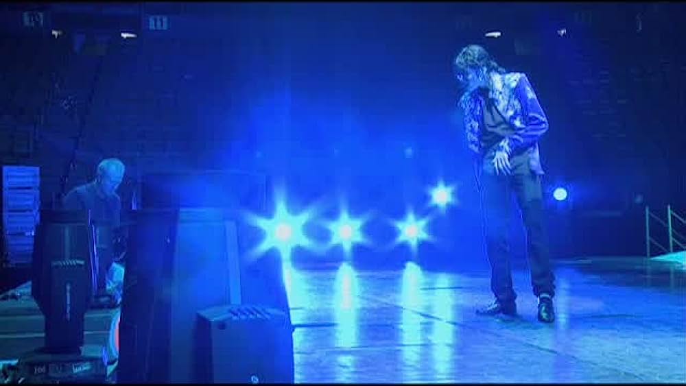 actor Paul Gongaware large photo